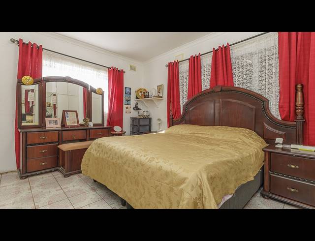 4 BEDROOM HOUSE FOR SALE IN WEST RIDING